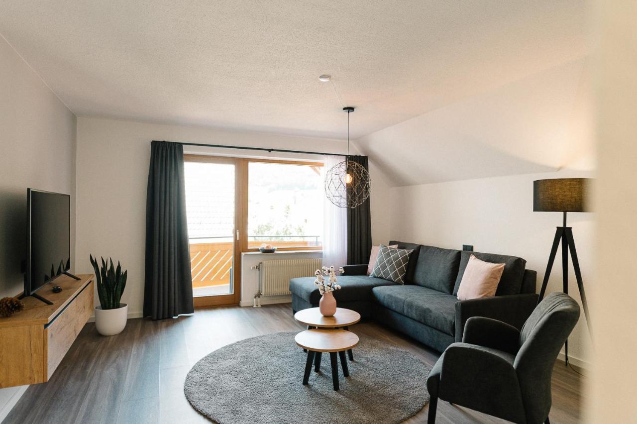 Moderne 2 Zi.-Fewo Blackforest Art Barrierefrei Naehe Freiburg Зимонсвальд Экстерьер фото