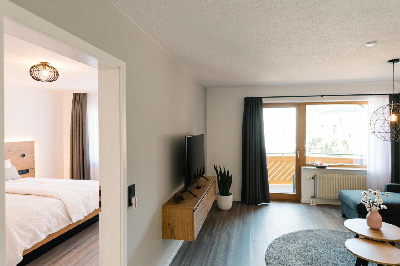 Moderne 2 Zi.-Fewo Blackforest Art Barrierefrei Naehe Freiburg Зимонсвальд Экстерьер фото